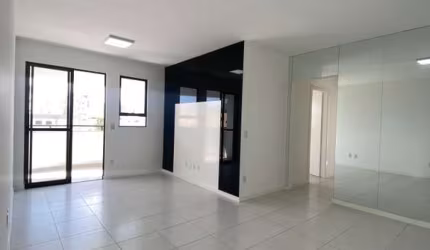 Apartamento para Venda em Criciúma, Santa Catarina, 3 dormitórios, 1 suíte, 2 banheiros, 1 vaga
