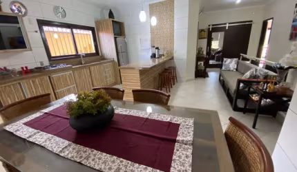 Casa para Venda em Criciúma, Jardim Angelica, 5 dormitórios, 1 suíte, 4 banheiros, 4 vagas
