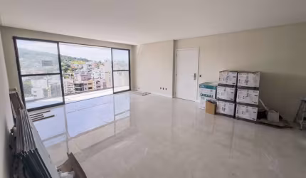 Apartamento para Venda em Criciúma, Pio Corrêa, 3 dormitórios, 3 suítes, 4 banheiros, 3 vagas