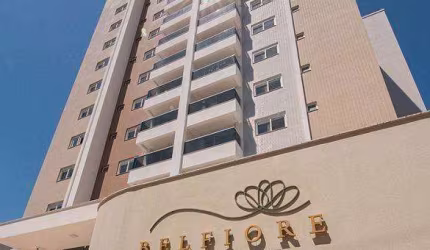 Apartamento para Venda em Criciúma, Michel, 3 dormitórios, 3 suítes, 4 banheiros, 2 vagas