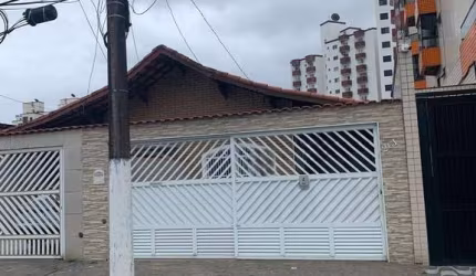 CASA DE 3 DORMITÓRIOS À VENDA NA TUPI