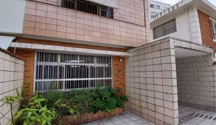 EXCELENTE SOBRADO PARA FINS RESIDENCIAL / COMERCIAL EM SANTOS