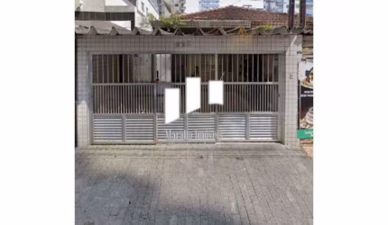 Casa com 3 dormitórios em Praia Grande SP.