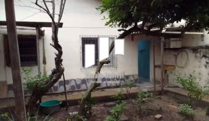 Casa isolada na Tupi em Praia Grande SP.