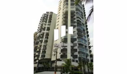 Cobertura de frente a praia na aviação em Praia Grande SP.
