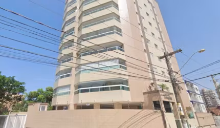 Apartamento com sacada gourmet na Ocian em Praia Grande.