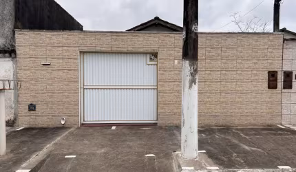 Casa com 3 quartos à venda na Rua das Seringueiras, 100, Jardim Samambaia, Praia Grande, 150 m2 por R$ 350.000