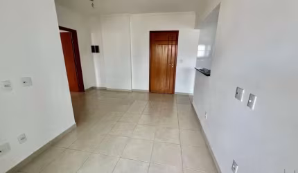 Apartamento com 1 quarto à venda na Rua Chile, 437, Guilhermina, Praia Grande, 50 m2 por R$ 320.000