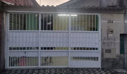 Casa com 3 quartos à venda na Rua Elvira Fernandes de Lima, 234, Sítio do Campo, Praia Grande, 130 m2 por R$ 405.000
