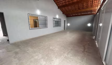 Casa isolada com 4 dormitórios em Praia Grande SP
