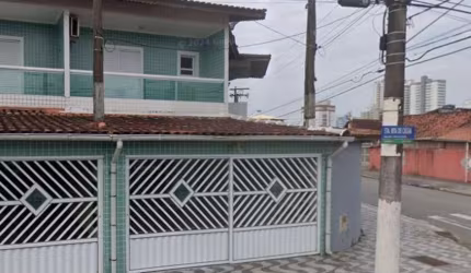 Imperdível: Casa à venda em Praia Grande-SP, bairro Maracanã, 3 quartos, 1 suíte, 1 sala, 3 banheiros, 2 vagas, 121,38m².