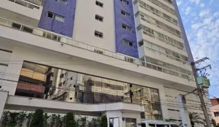 Imperdível: Apartamento de 2 quartos com 2 suítes e 2 vagas na Guilhermina, Praia Grande-SP!
