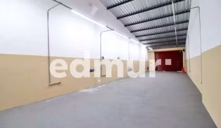 Sala comercial para alugar no Parque das Nações, Santo André  por R$ 7.500
