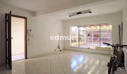 Casa com 3 quartos à venda no Campestre, Santo André  por R$ 810.000