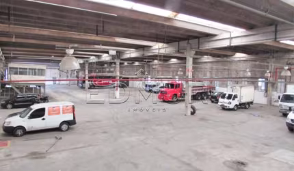 Barracão / Galpão / Depósito com 1 sala à venda na Vila Metalúrgica, Santo André  por R$ 45.000.000