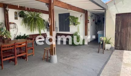 Casa com 2 quartos à venda no Utinga, Santo André  por R$ 700.000