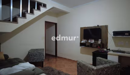 Casa com 2 quartos à venda na Vila Camilópolis, Santo André  por R$ 650.000