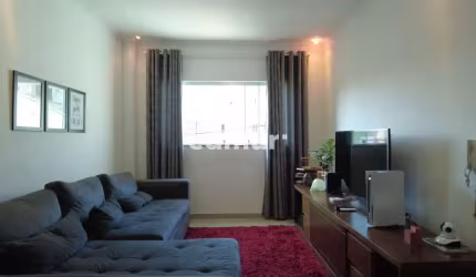 Casa com 3 quartos à venda na Vila Pires, Santo André  por R$ 700.000