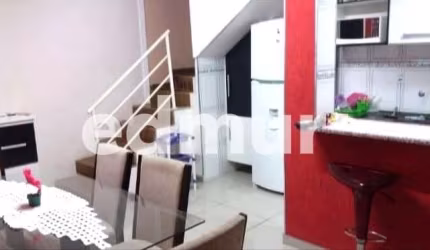 Casa com 2 quartos para alugar na Vila Cecília Maria, Santo André  por R$ 2.800