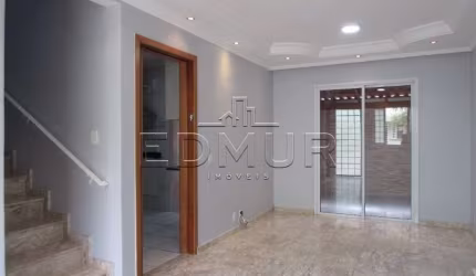 Casa em condomínio fechado com 3 quartos à venda na Vila Metalúrgica, Santo André  por R$ 650.000
