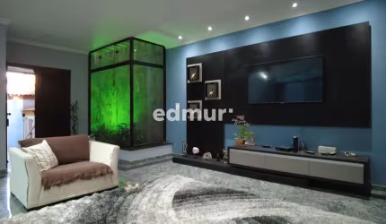 Casa com 6 quartos à venda na Vila Alzira, Santo André  por R$ 2.500.000