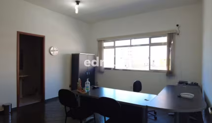 Sala comercial com 1 sala à venda na Vila Metalúrgica, Santo André  por R$ 270.000