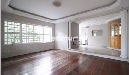 Casa com 3 quartos à venda na Vila Scarpelli, Santo André  por R$ 770.000