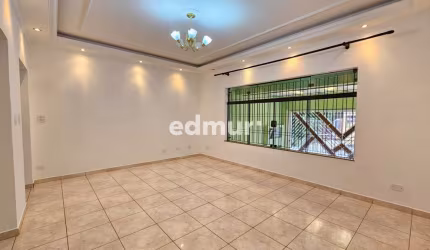 Casa com 3 quartos à venda na Vila Clarice, Santo André  por R$ 880.000