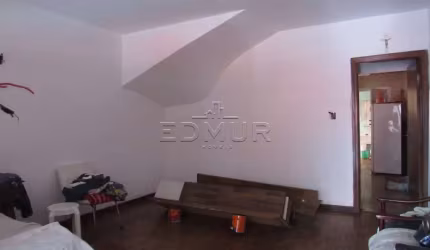 Casa com 2 quartos à venda na Vila Bastos, Santo André  por R$ 560.000