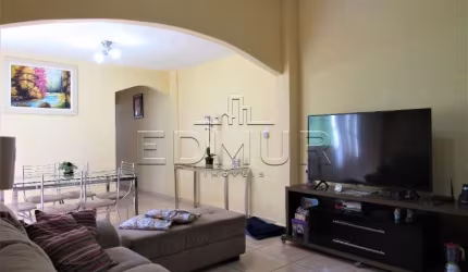 Casa com 2 quartos à venda na Vila Linda, Santo André  por R$ 470.000