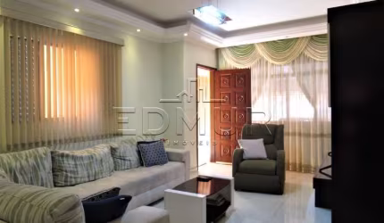 Casa com 3 quartos à venda no Utinga, Santo André  por R$ 550.000