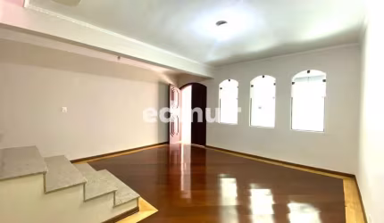 Casa com 3 quartos à venda no Jardim Itapoan, Santo André  por R$ 698.000