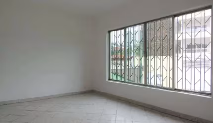 Casa com 4 quartos à venda no Baeta Neves, São Bernardo do Campo  por R$ 900.000