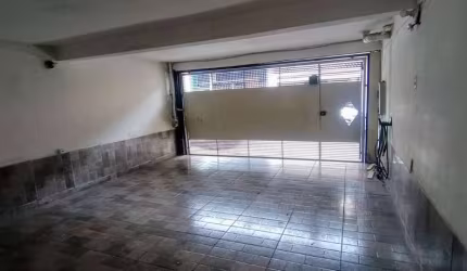 Sobrado, casa à venda no Jardim Líbano em Barueri
