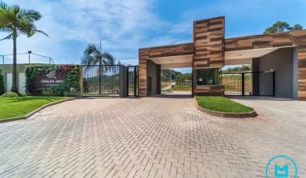 Lote / terreno condomínio fechado Gralha Azul 1046m² :