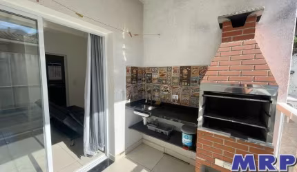Apartamento em Ubatuba à venda. Localizado à 50 metros da Praia do Sapê!