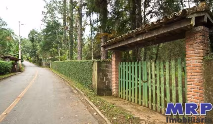 Sítio belíssimo á venda em Ubatuba. Corcovado. Localizado a 3.9 km da rodovia.