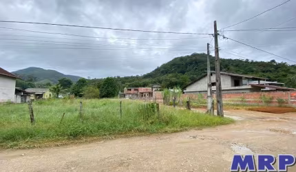 Terreno em Ubatuba a venda com área total de 1.400 M²