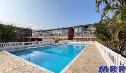 Apartamento à venda em Ubatuba. A 200 metros da Praia do Sapê. Com piscina e portaria 24 horas.