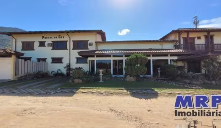 Pousada comercial, localizada em uma região privilegiada na praia da Lagoinha