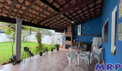 Casas à venda em Ubatuba. Próximo a praia da Maranduba.