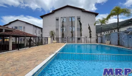 Apartamento com dois dormitórios em Ubatuba. Praia do Sapê. Com piscina.