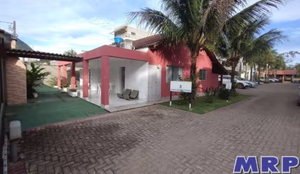 Casa em Ubatuba, condomínio fechado, com 3 dormitórios, aceita financiamento bancário.