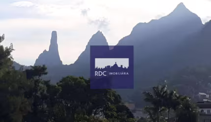 Flat com 2 dormitórios à venda, 77 m² por R$ 380.000,00 - Alto - Teresópolis/RJ