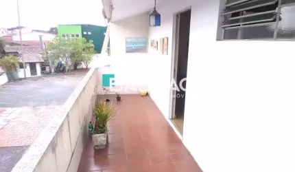 Casa com 3 quartos à venda na Rua Padre Germano Mayer, Hugo Lange, Curitiba por R$ 650.000