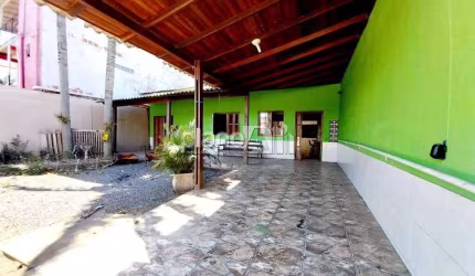 Casa Comercial à venda, com 0m², 4 quartos - Parque dos Eucalíptos - Gravataí / RS por R$ 585.000,00