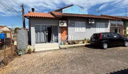 Casa em Condomínio à venda, com 77m², 2 quartos - Parque Ipiranga - Gravataí / RS por R$ 239.900,00