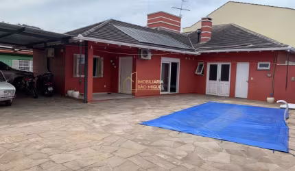 Casa para venda no centro de Morro Reuter