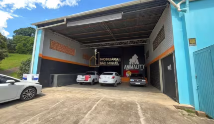 Pavilhão Comercial disponível para locação no Bairro Floresta Dois Irmãos