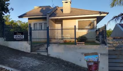 Casa com 5 quartos, 210m², à venda em Dois Irmãos, Vale Verde